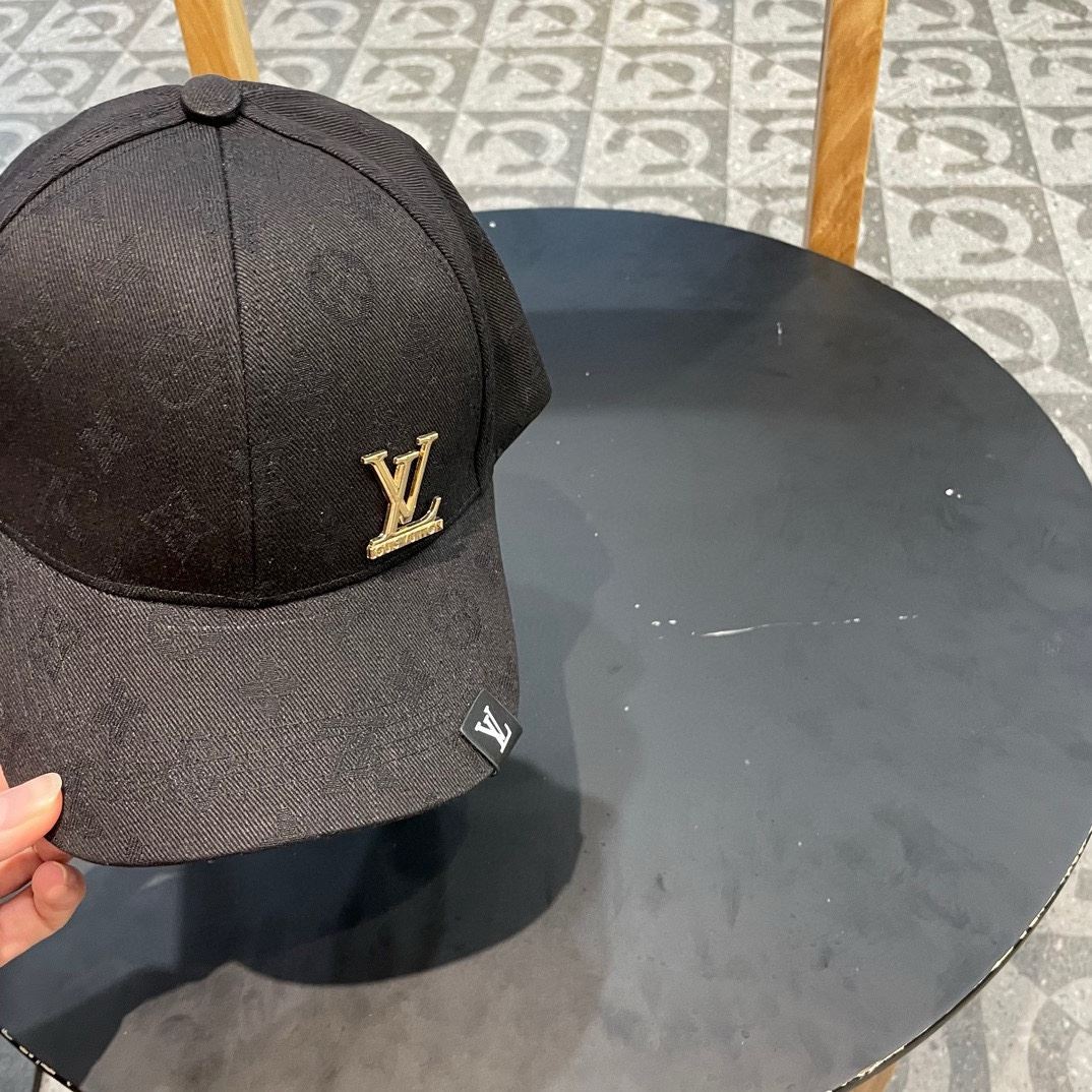 Louis Vuitton Caps